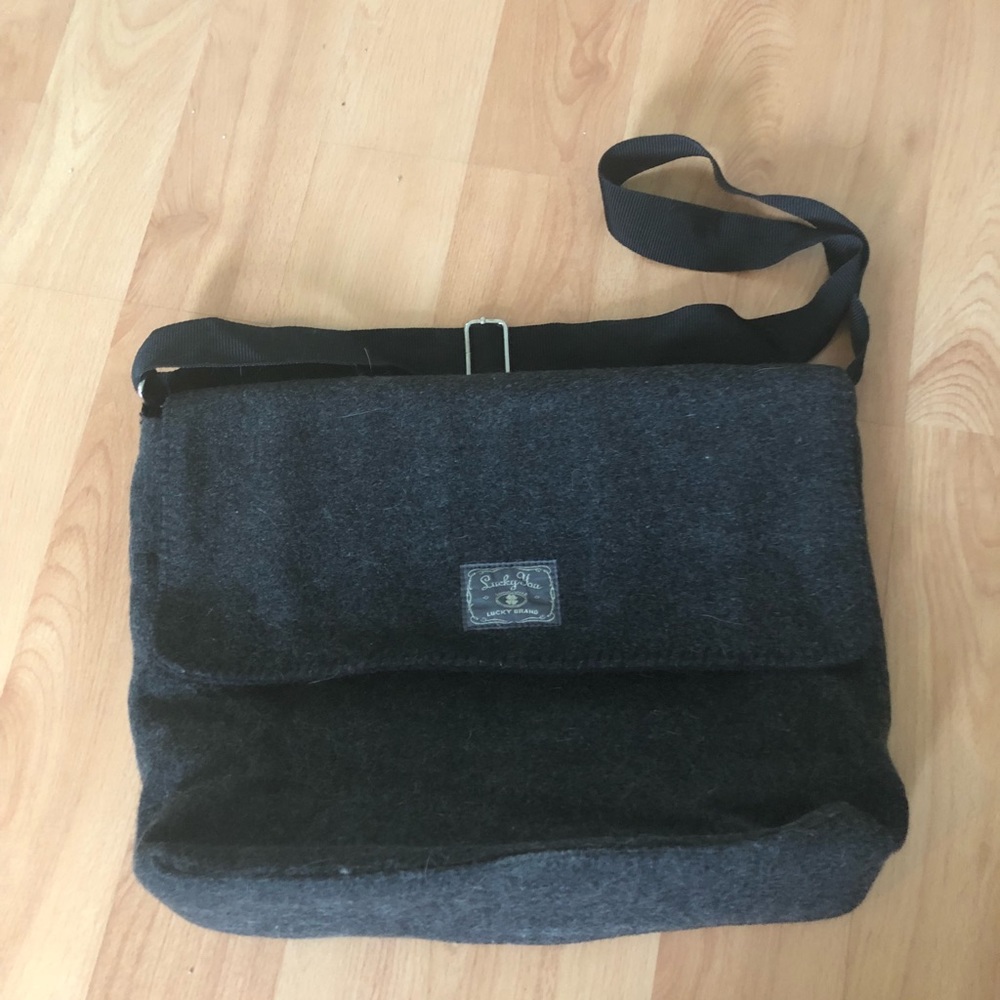 🍀Lucky Brand Shoulder/Messenger Bag 💼